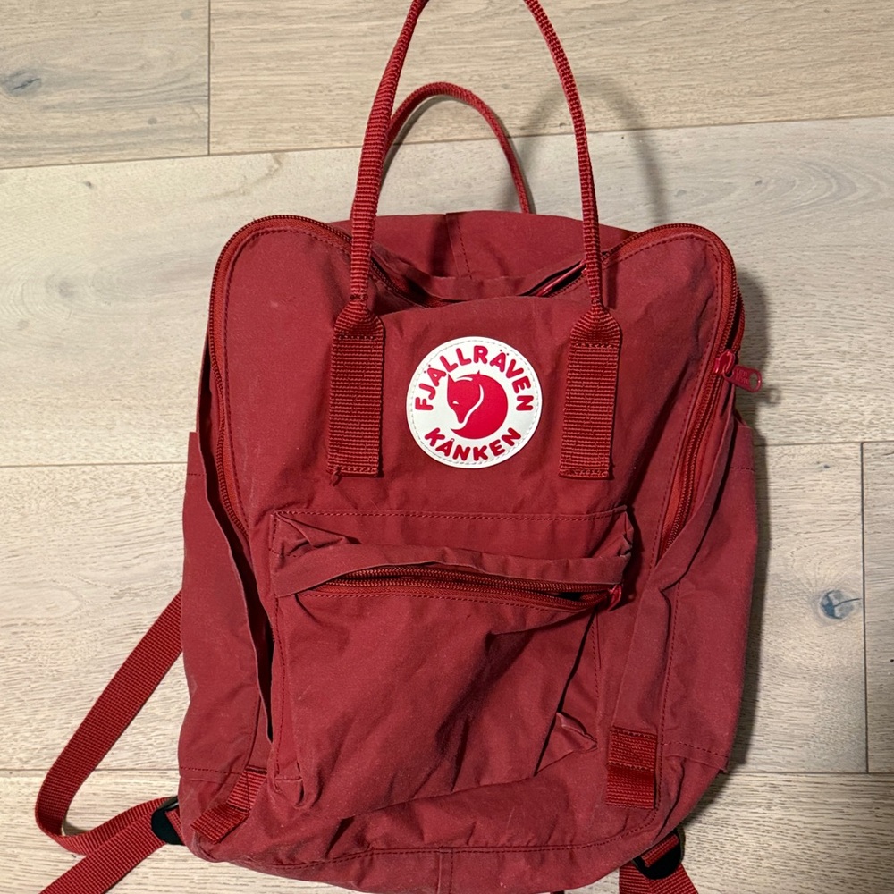 FJALLRAVEN Red Backpack